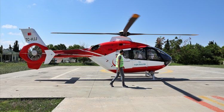 Türkiye’nin hava ambulansları: 60 bin acil hasta ve yaralıya ulaştı