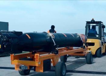 Milli ağır sınıf torpido AKYA tarihi bir ana tanıklık etti