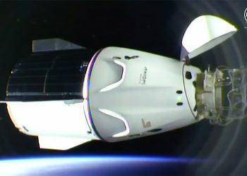 Astronot Gezeravcı’yı da taşıyan kapsül uzay istasyonuna kenetlendi