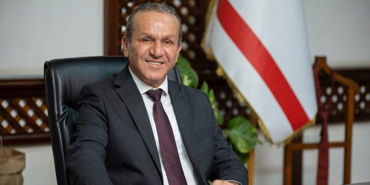 Bakan Ataoğlu’ndan uçak bileti müjdesi: Fiyatlar düşecek!