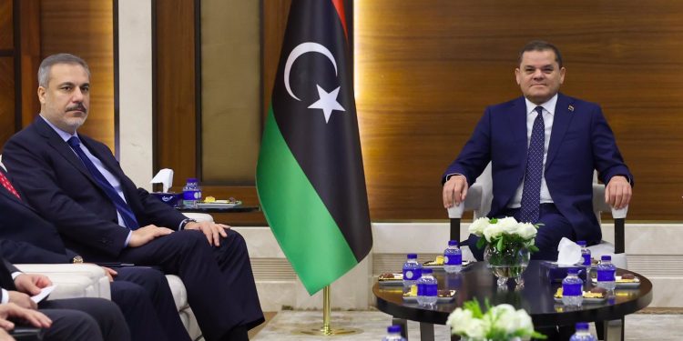 Hakan Fidan’ın ziyaretinde THY uçuşları gündeme geldi