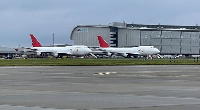 33 yaşındaki uçak acil iniş yaptı