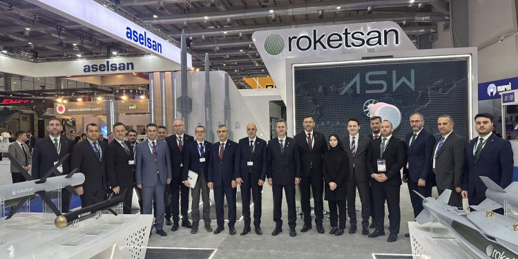 Türkiye savunma fuarına kaç şirketle katılıyor?