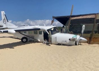 Meksika’da uçak plaja acil iniş yaptı: 1 kişi öldü