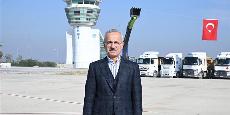 Hatay Havalimanı’na geniş gövdeli uçaklar inebilecek