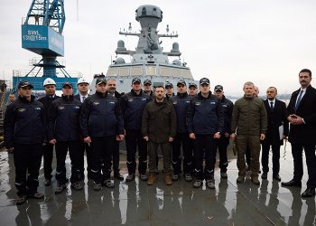 Zelenskiy, Türk tersanesini ziyaret etti