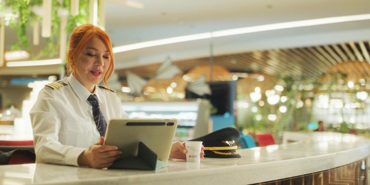 THY’nin ‘ilk kadın pilotu Emel Arman’ın ilham veren hikayesi