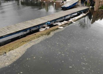 Uçak yakıtı Sapanca Gölü’ne aktı