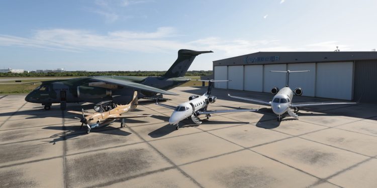 Embraer ABD’de uçaklarını sergiledi