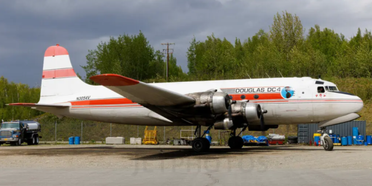 79 yaşındaki uçak düştü