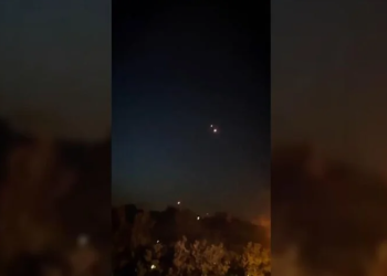 İran basını İsfahan’daki patlamaları “3 mini İHA” ile açıkladı