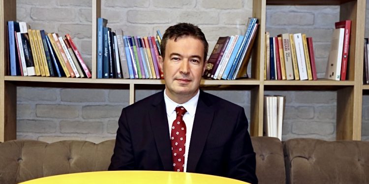 Genel Müdür Kerem Sarp: AJet düşük maliyetli havayolu olmayacak!