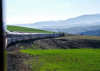 Türkiye’nin yeni turistik treni “Mezopotamya Ekspresi”