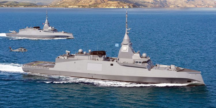 Komşunun donanması Fransız fırkateynler ile güçleniyor