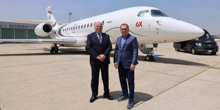 Fransız iş jeti Falcon 6X Airport’a özel uçtu
