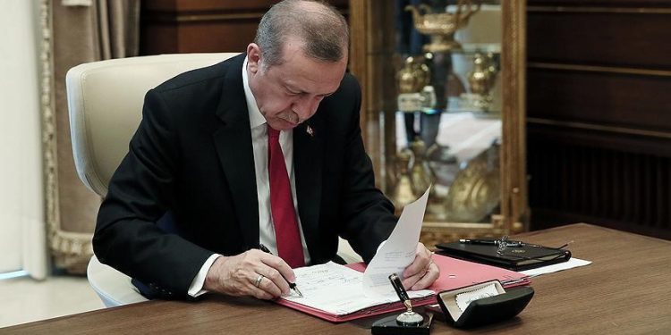 Erdoğan imzaladı: Orta Asya ülkesine vize muafiyeti kalktı