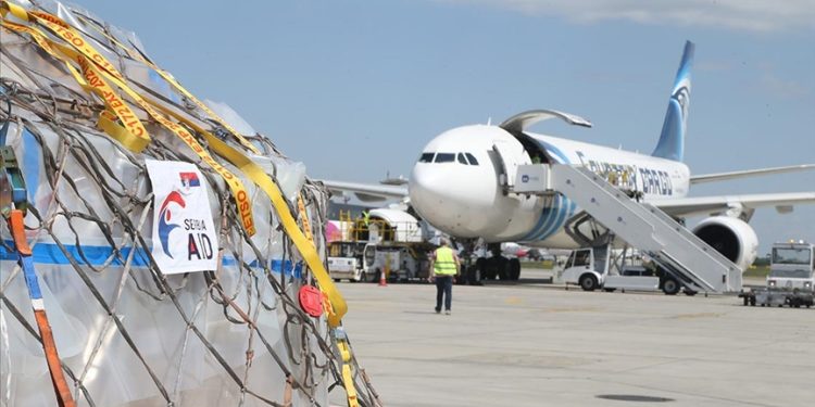 Sırbistan’dan Gazze’ye 2 uçaklık yardım