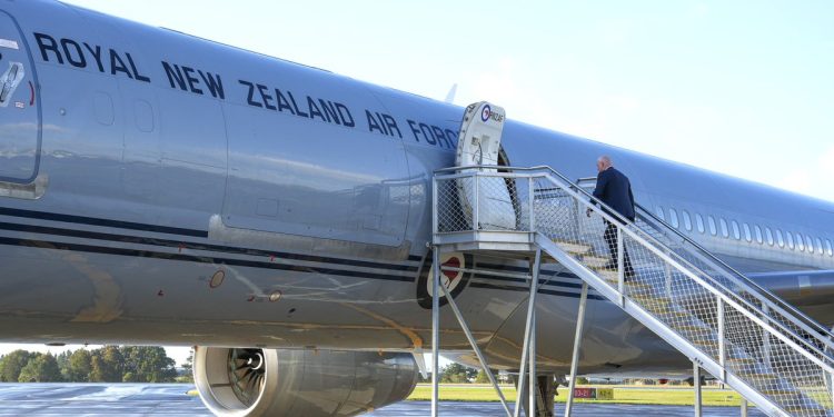 Başbakan’ın uçağı arıza yaptı! Çareyi ticari uçuşta buldu
