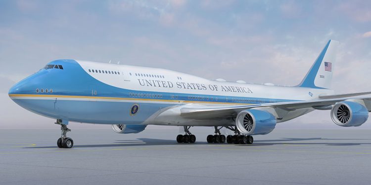Air Force One uçağının ilk uçuşu ertelendi