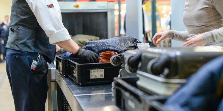 Yürürlüğe girdi: Aranmayı kabul etmeyen uçağa binemeyecek