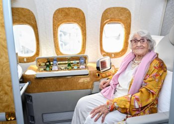 101 yaşındaki yolcuya First Class sürprizi