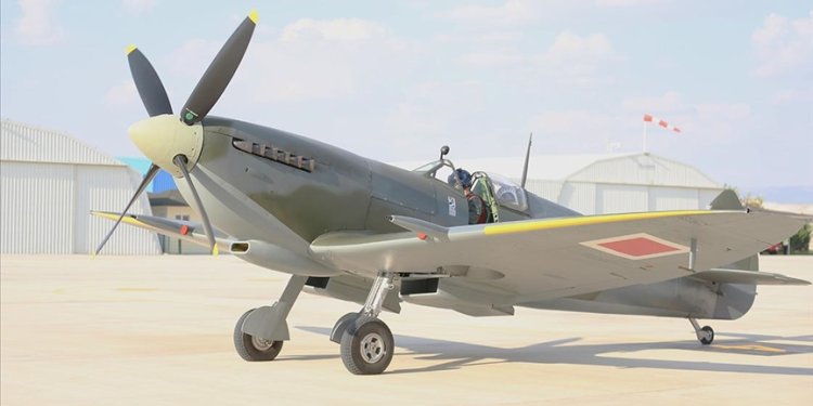 İngiliz savaş uçağı Eskişehir’deki müze envanterine alındı