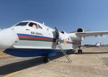 Azerbaycan’ın Be-200’ü yangın söndürmede yardımcı oluyor