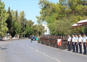 Bir kıvılcım parlıyor mücahidin içinde