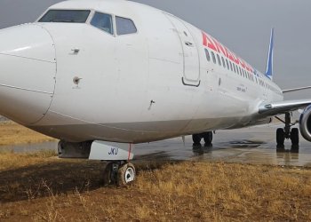 Hakkari’de AJet uçağı pistten çıktı!