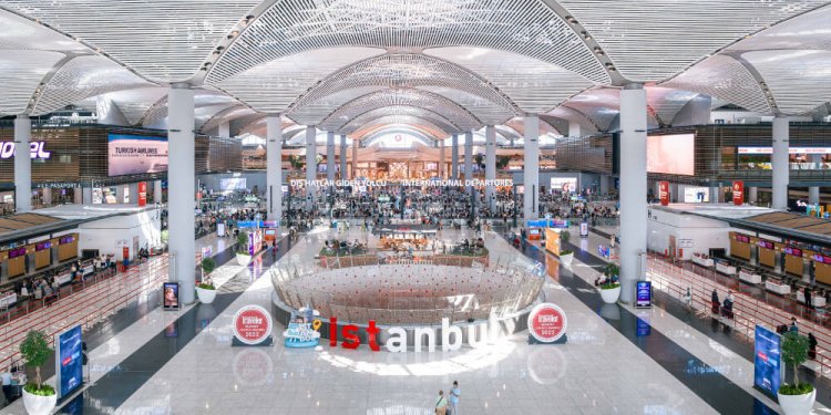 İGA İstanbul Havalimanı liderliğini tescilledi