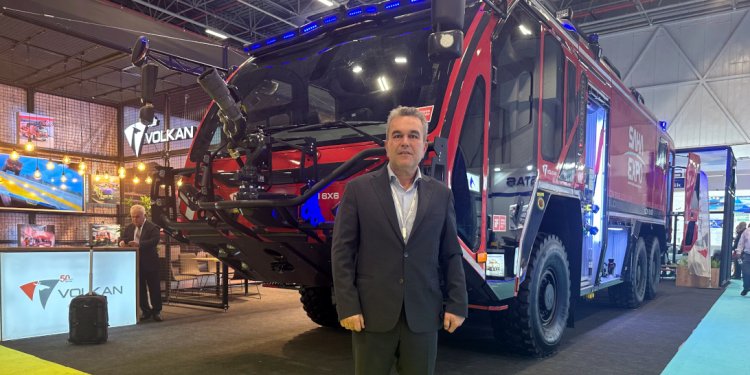 İstanbul Havalimanı’na elektrikli itfaiye araçları geliyor