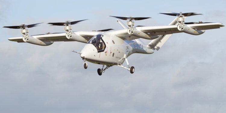 İngiliz hava taksi VX4, ilk pilotlu testi tamamladı