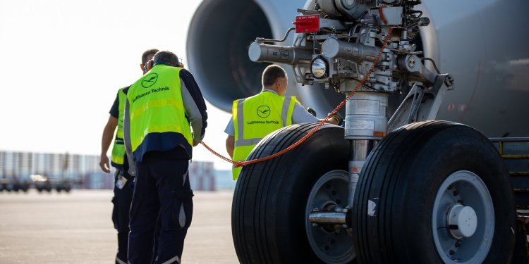 Lufthansa Grubu bu yıl 10 bin personel alacak