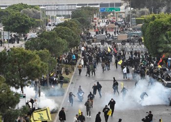 Beyrut Havalimanı yolunda çatışma: 23 asker yaralı