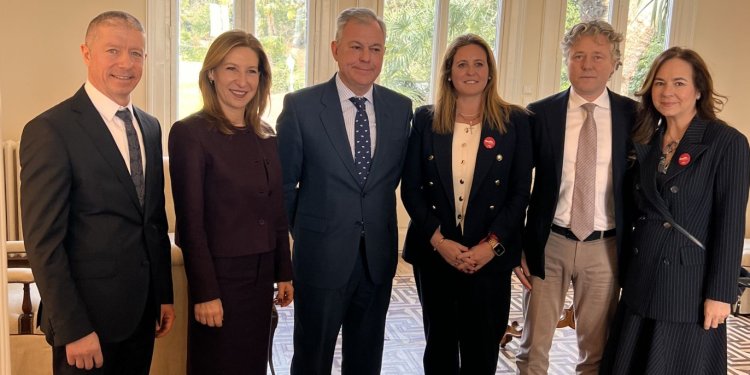 Pegasus üst yönetiminden Sevilla’ya çıkarma!