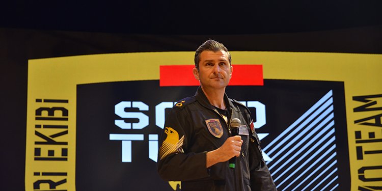 SOLOTÜRK Pilotu Bakıcı: Savaşçı ruhla uçuyoruz