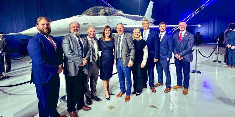 İlk F-16 Block 70’ini teslim aldı