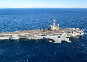 ABD uçak gemisi ‘USS Harry S. Truman’a füze saldırısı