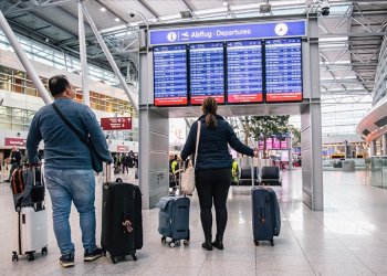 Almanya’da grev bitti, havalimanlarında uçuşlar başladı