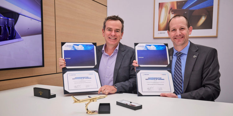 Boeing ve flydubai’den Space Bins anlaşması