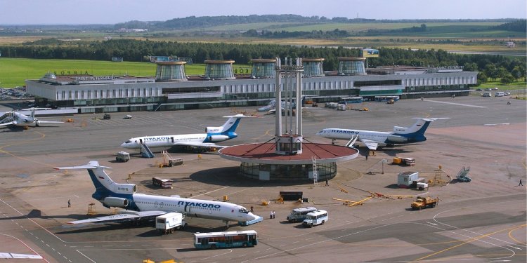 Türkiye’de okudu, Rusya’nın en büyük ikinci havalimanını yönetiyor