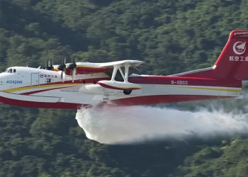 Çin’in amfibik uçağı AG600’ün uçuşa elverişliliği tescillendi