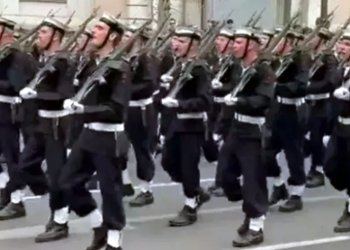 Türkiye’ye hakaret eden Yunan askerlere hapis cezası