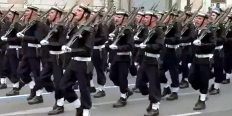 Türkiye’ye hakaret eden Yunan askerlere hapis cezası