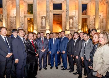 THY, 90 şehirden turizmcileri İzmir’de topladı!