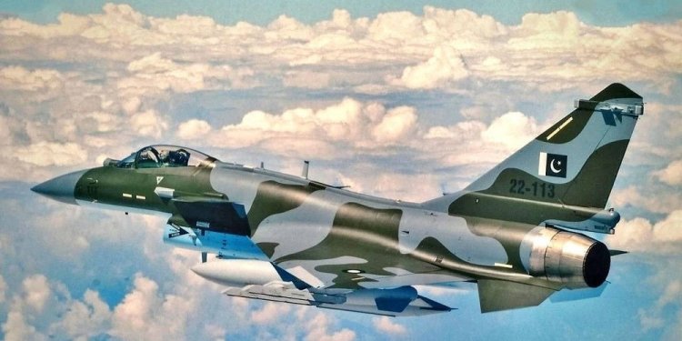 Pakistan’dan Hindistan’a havalimanı saldırılarına misilleme