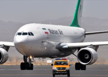 İran, hava sahasını kademeli açıyor