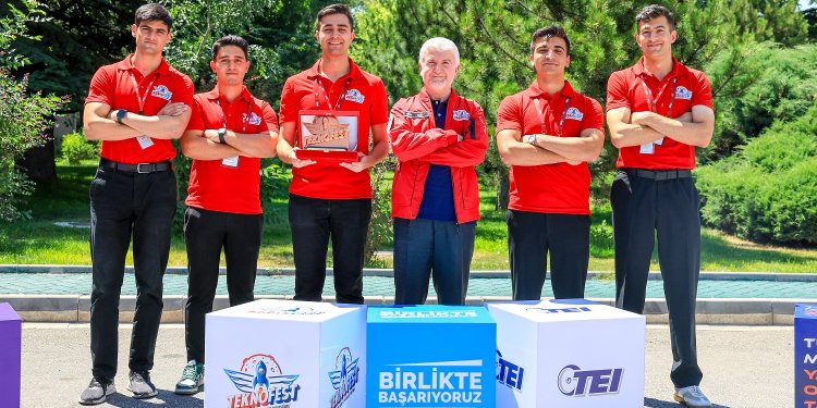 TEKNOFEST Jet Motor Tasarım Yarışması sunumları TEI’de yapıldı