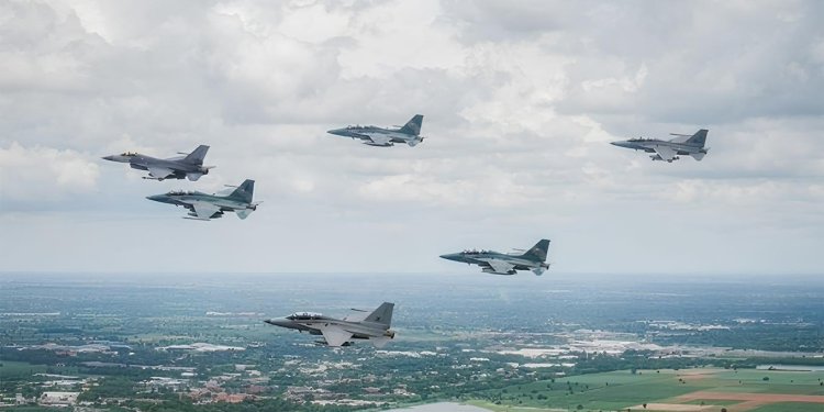 Tayland F-16’sı Kamboçya’daki hedefi vurdu