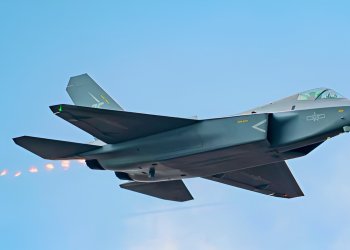 Pakistan’ın J-35 hamlesi Hindistan’ı alarma geçirdi